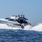 Yacht-Pershing-90-Inspiration-0003